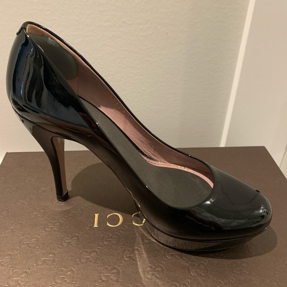 Authentic Gucci pumps in EUC - Picture 4 of 5